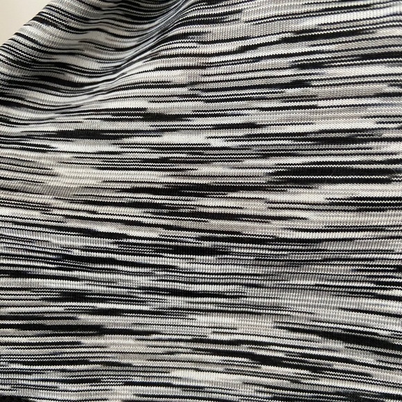 TEK Gear Workout Top - Picture 2 of 3